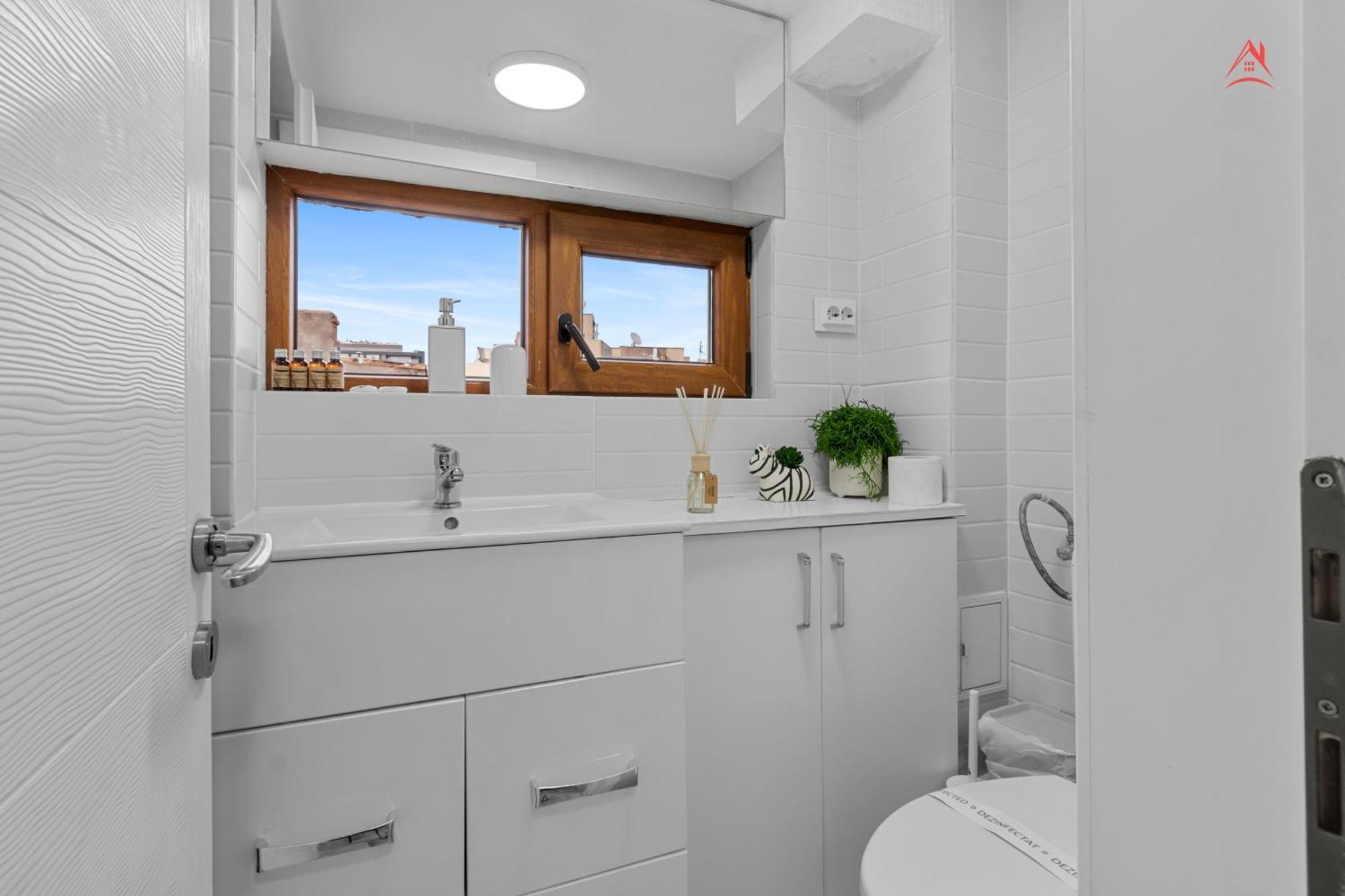 Central Town Cosy Apartment บูคาเรสต์ ภายนอก รูปภาพ